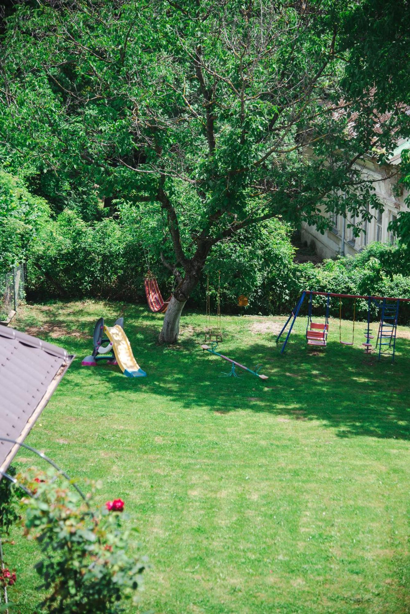 Apartmani Maslacak Vrdnik Dış mekan fotoğraf