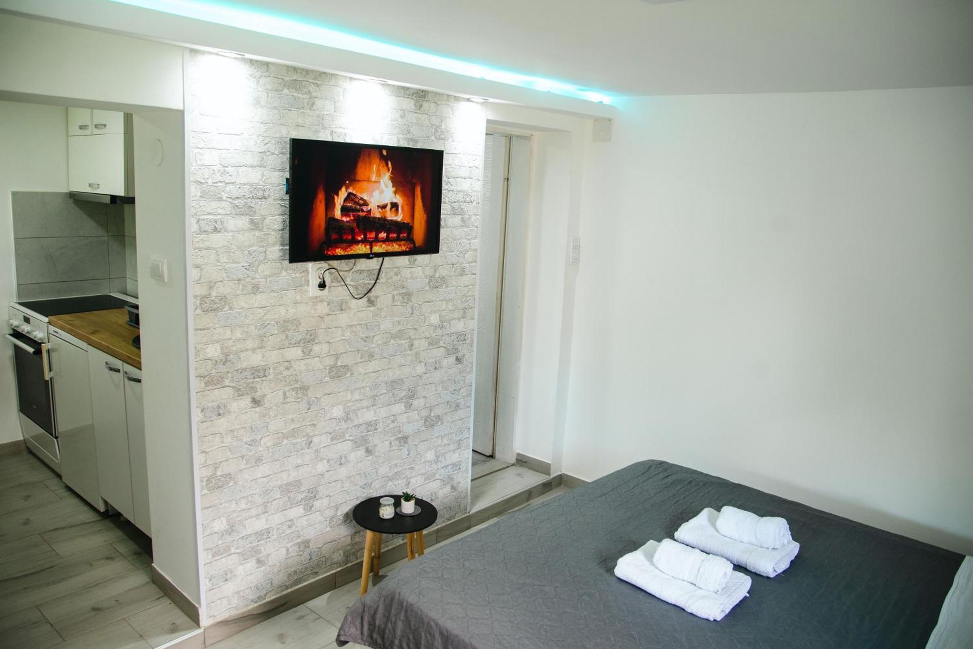 Apartmani Maslacak Vrdnik Dış mekan fotoğraf