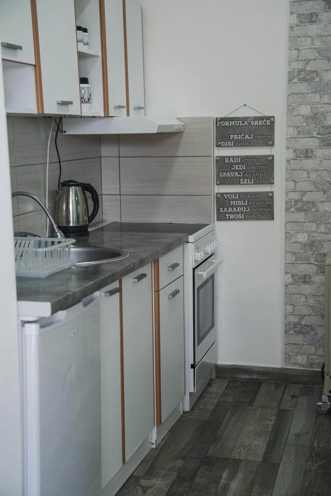 Apartmani Maslacak Vrdnik Dış mekan fotoğraf