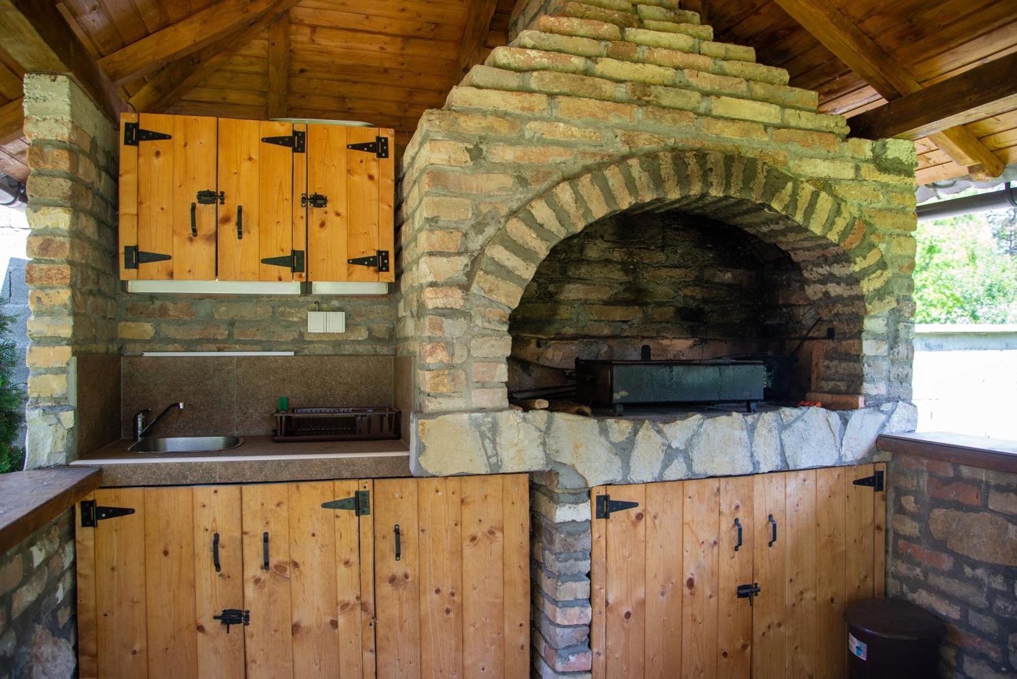 Apartmani Maslacak Vrdnik Dış mekan fotoğraf