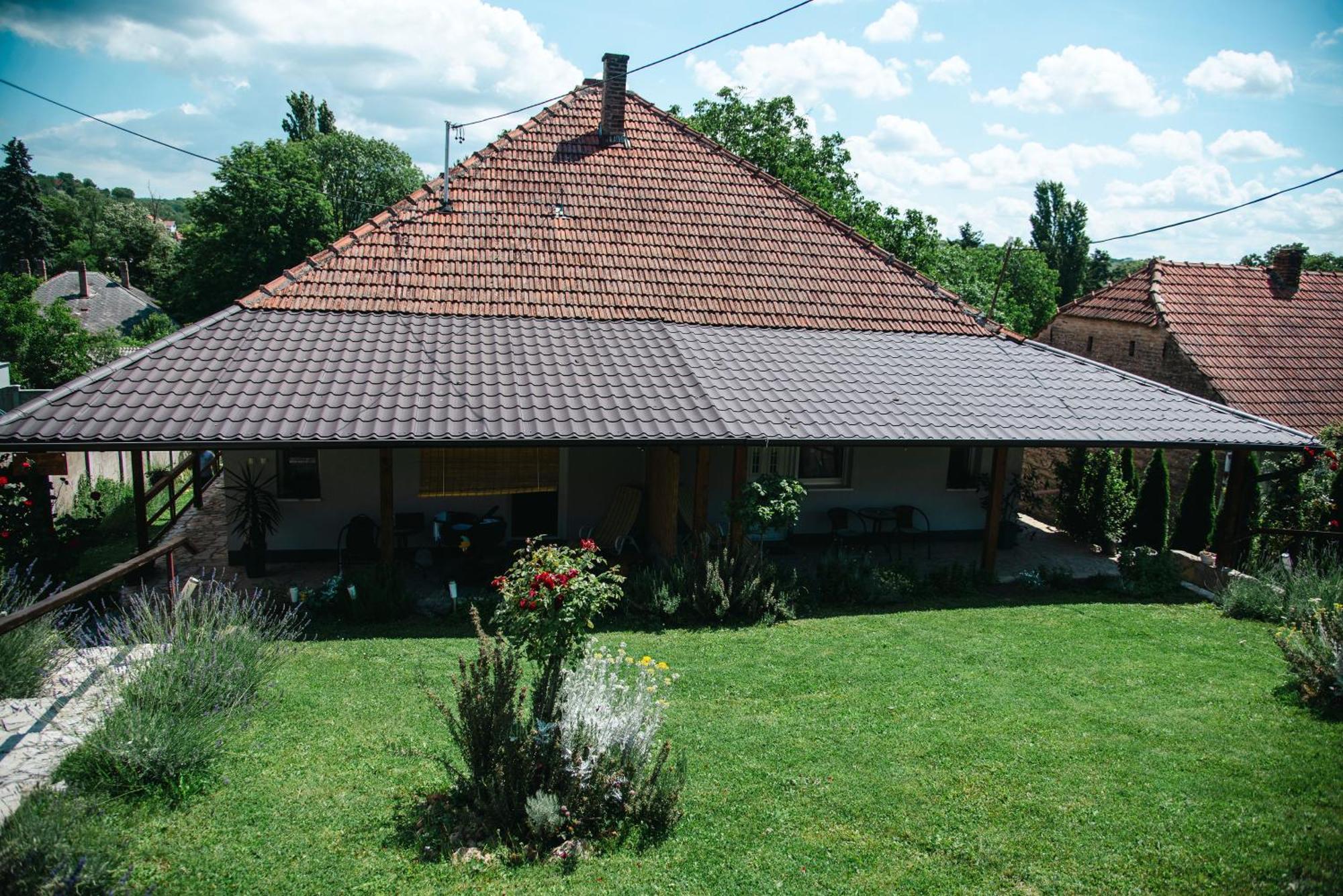 Apartmani Maslacak Vrdnik Dış mekan fotoğraf